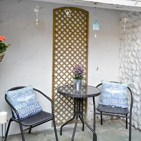 Seashells Villa Cromer Exterior photo